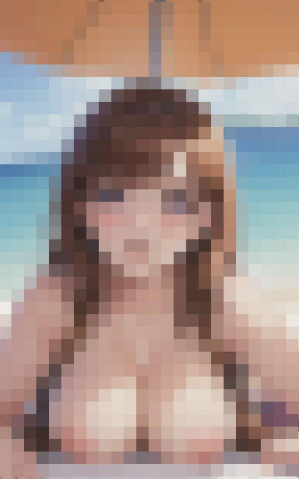 超絶大胆エロすぎるセクシー水着姿 サンプル1ページ目