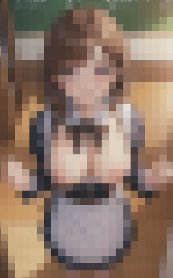 エプロン美女 お○ぱいポロリ サンプル1ページ目