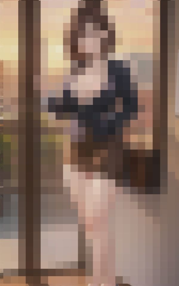 巨乳美女と内緒の職場恋愛 サンプル1ページ目