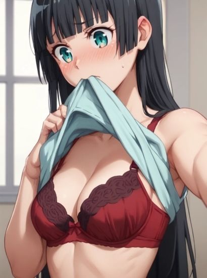 ダンベル何キロ持てる？の奏流院朱美から送られてきた自撮り写真 サンプル2ページ目
