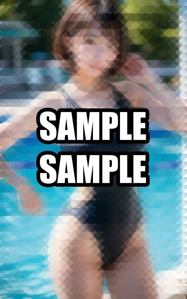 プールではしゃぐスク水美女写真集 サンプル5ページ目