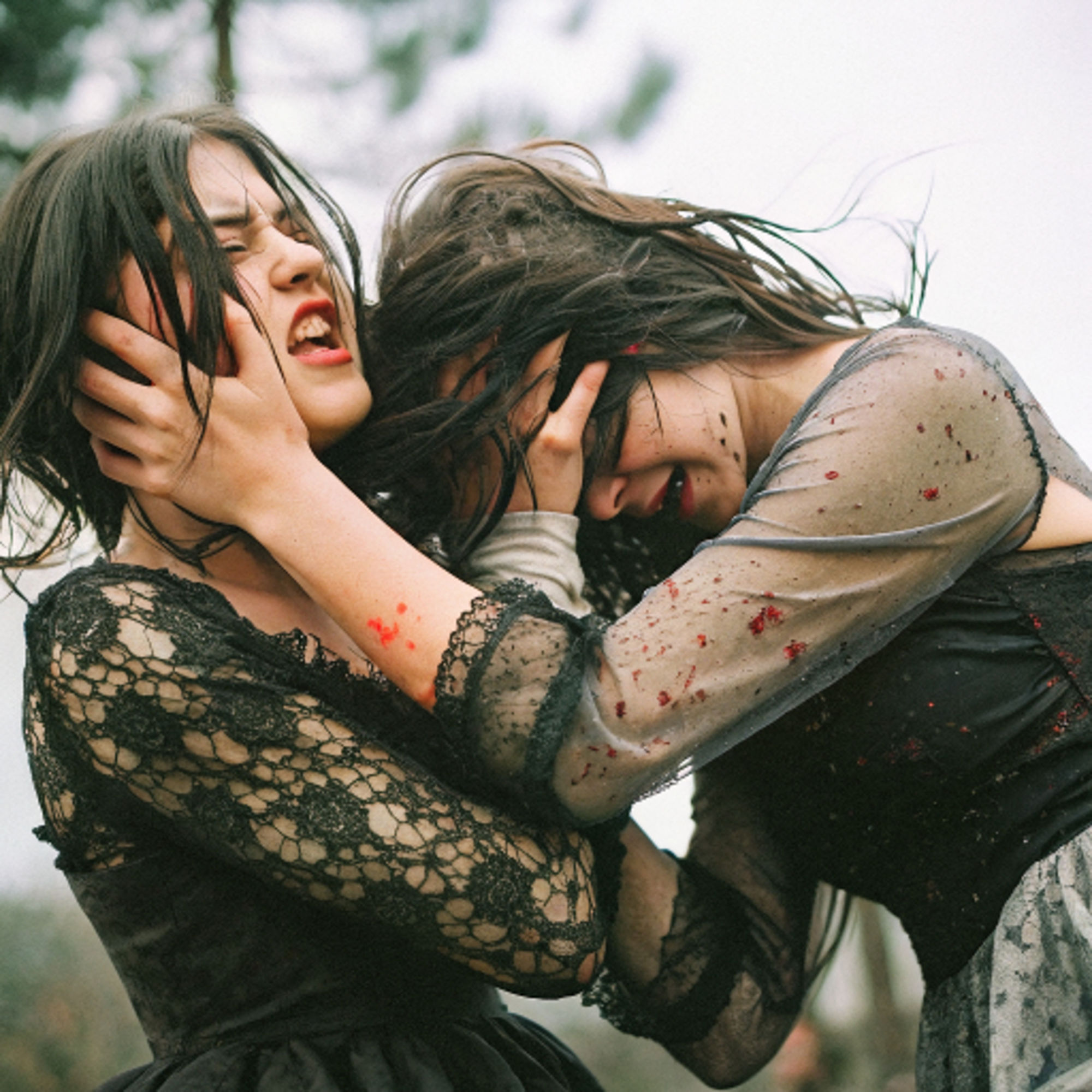 女同士の喧嘩は美しい キャットファイト Catfight レズビアン レズビアンバトル 百合 AI写真集、AI動画集  2 サンプル8ページ目