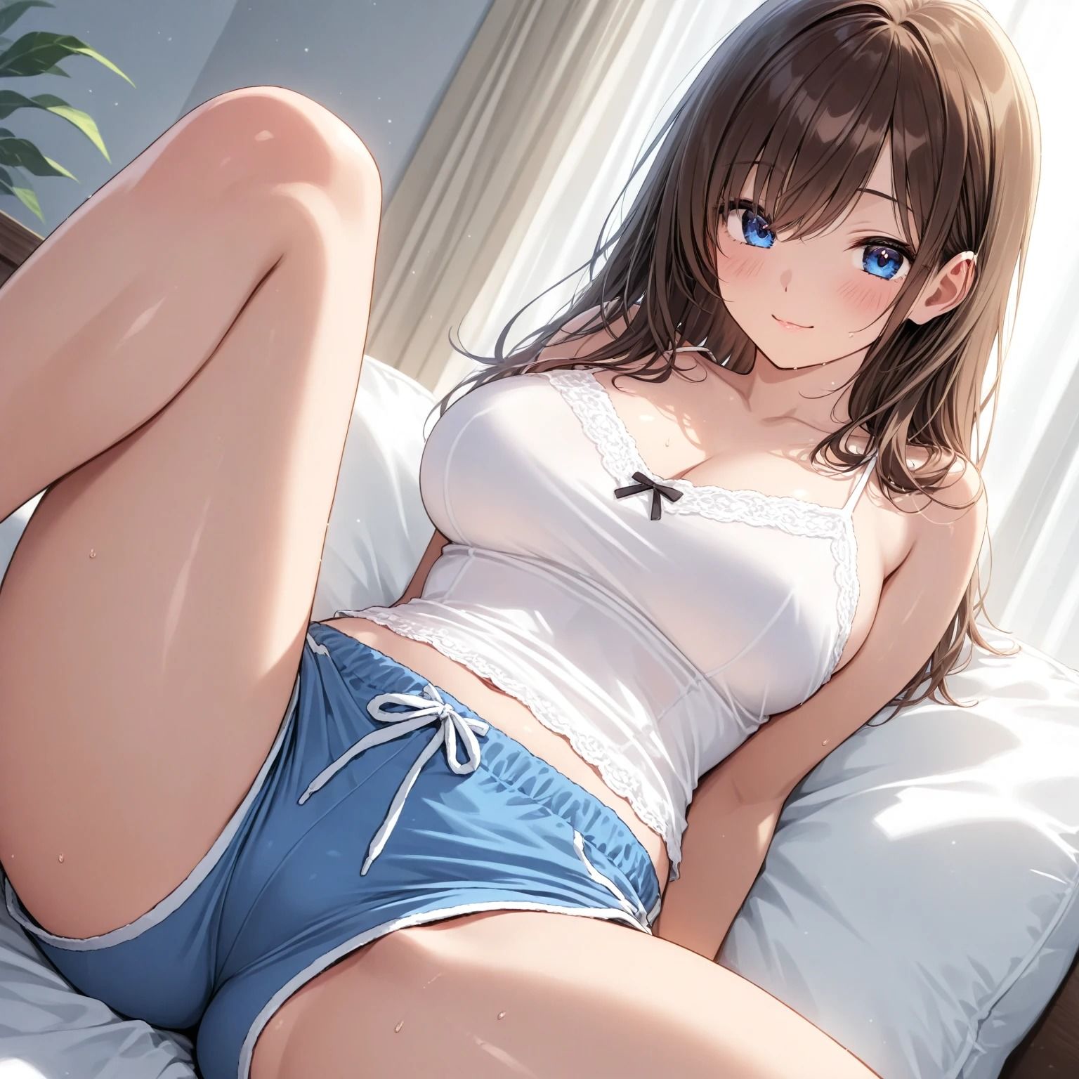 キャミソールとショートパンツの美女 サンプル8ページ目