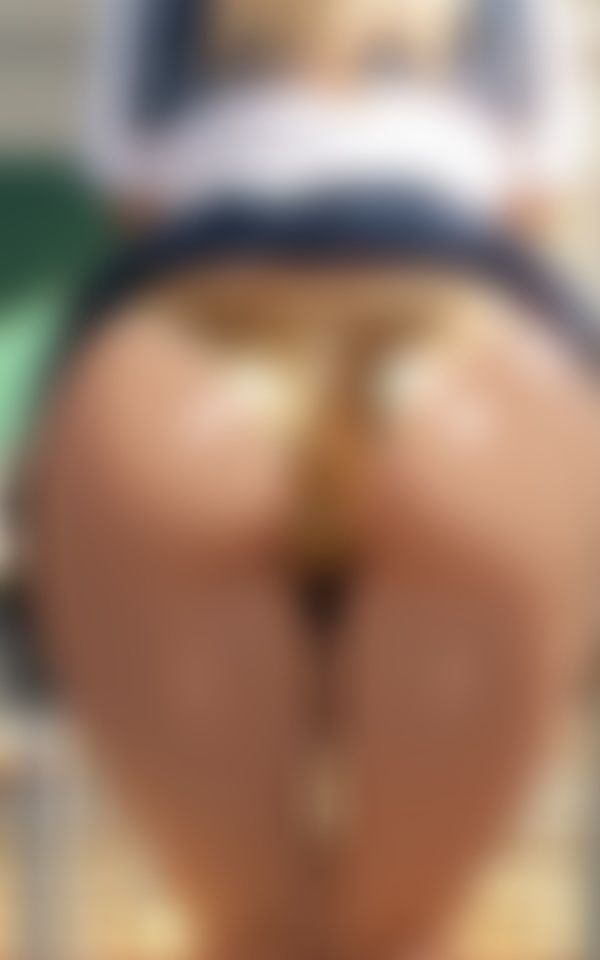 何色のパンティーが好物ですか？〜私のパンティー姿でシコシコしてね（はーと）473人〜 サンプル9ページ目