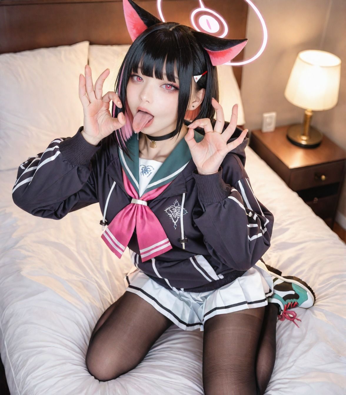 アニクラにいたブ●アカコスプレイヤーと個撮しらたえっちだった /カ●サ/カ●ン/シ●コ/セ●カ/ハ●ミ/早●/ア●ナ/ア●ナ【160p〜以上】 サンプル4ページ目