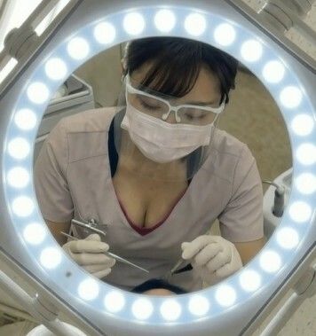AIだから許される…ガチ盗撮風日常エロ サンプル3ページ目