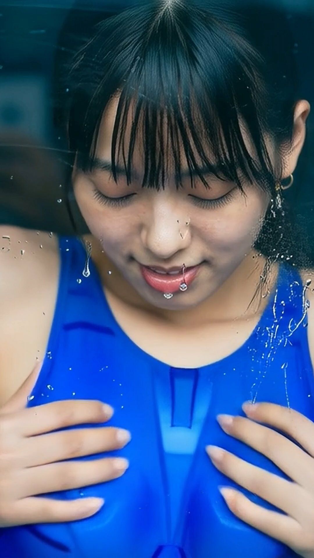 舌フェチ4 AI 水着女子 サンプル3ページ目