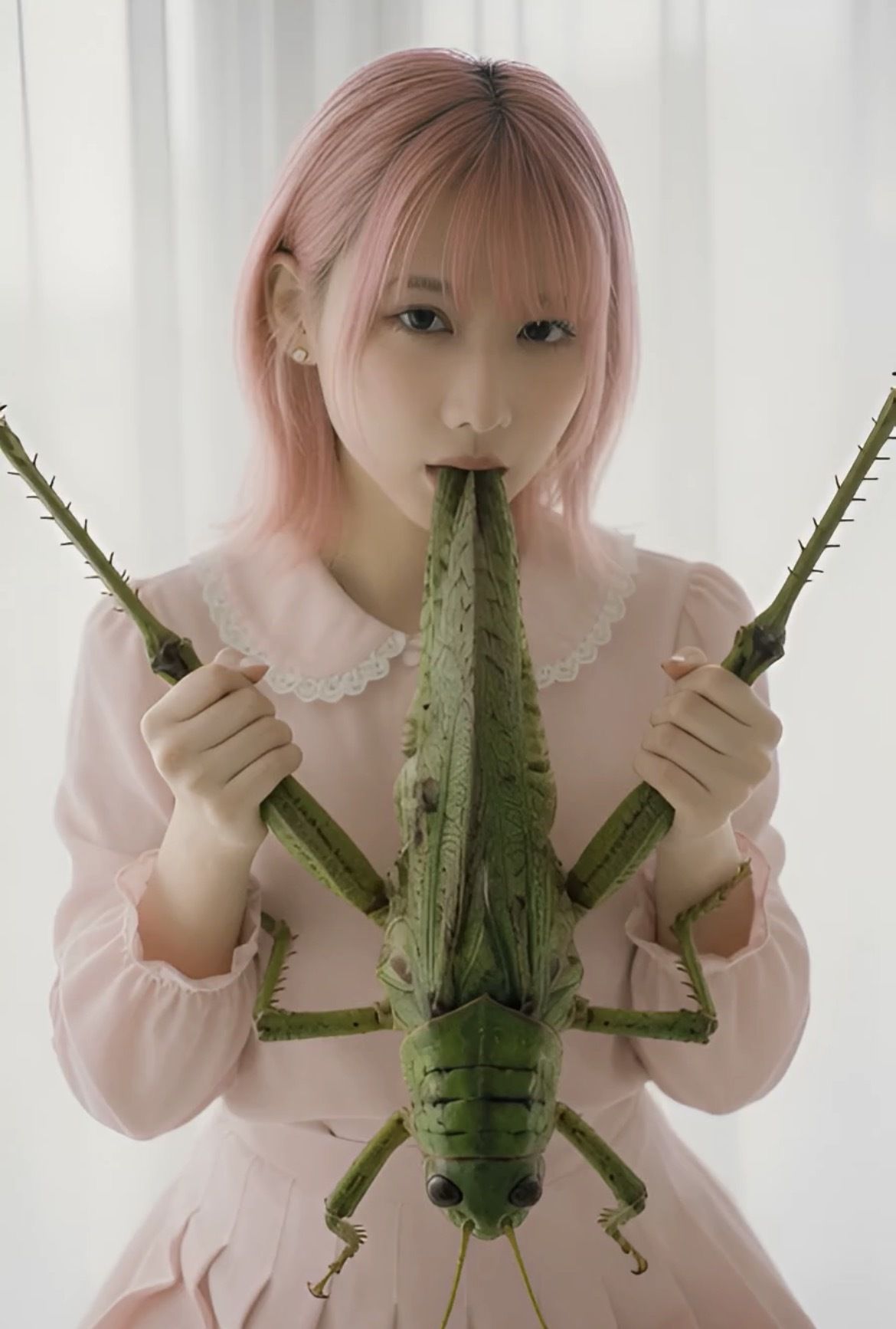 蟲姦フェラ狂い〜バッタちんぽを貪る女たち〜 サンプル9ページ目